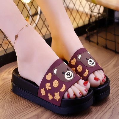 Sieviešu ikdienas čības ar lācīša aplikāciju