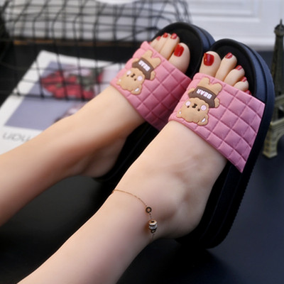 Jauns sieviešu čību modelis ar 3D lācīšu elementu