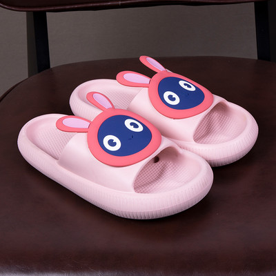 Gumijas čības sievietēm un vīriešiem ar 3D aplikāciju