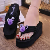 Naiste kaasaegsed sussid 6 cm platvormiga