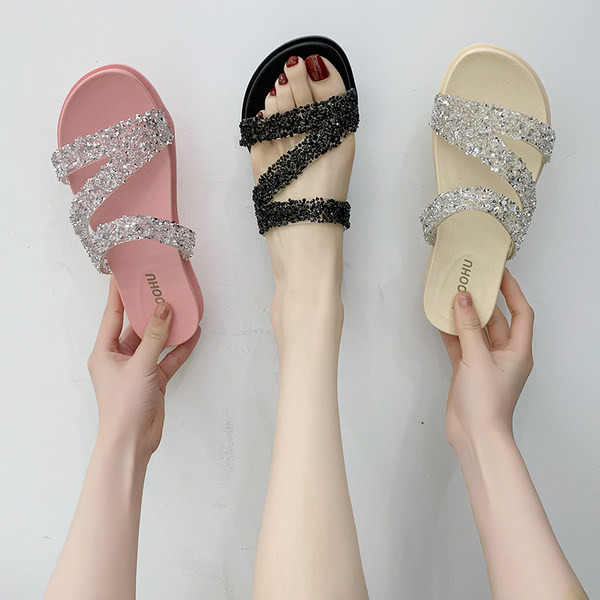 Papuci moderni de femei cu un element strălucitor - trei culori