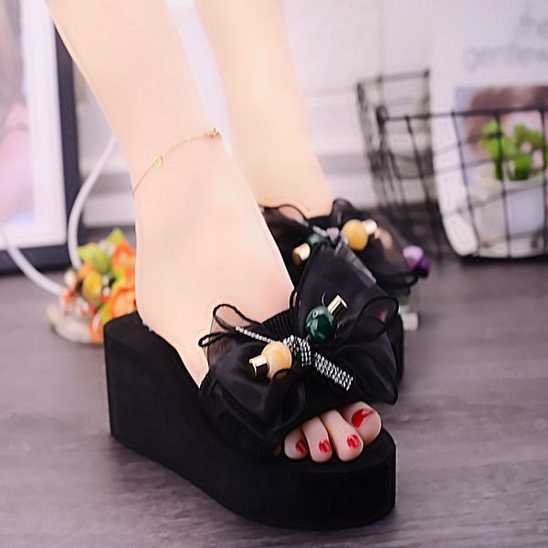 Sieviešu čības ar lentīti un krellēm vairākās krāsās