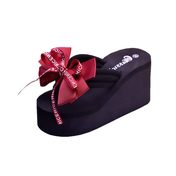 Jauns sieviešu čību modelis ar lenti un platformu 8 cm