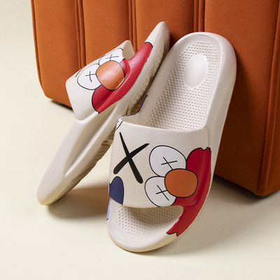 Gumijas čības ar krāsu aplikāciju - unisex modelis