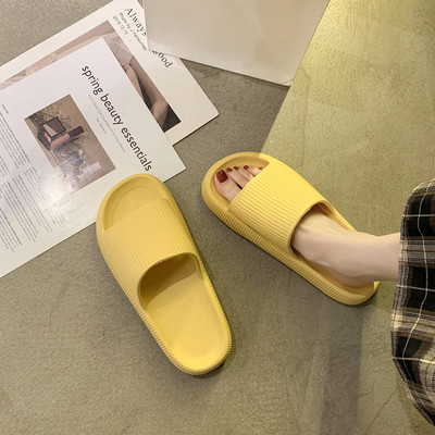 Sieviešu gumijas čības vienkāršs modelis, piemērots ikdienas lietošanai