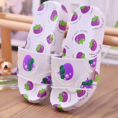 Ikdienas čības ar plakanu zoli - trīs modeļi