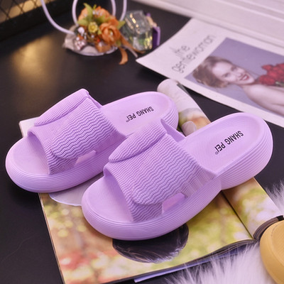 Ikdienas čības ar plakanu zoli - trīs modeļi