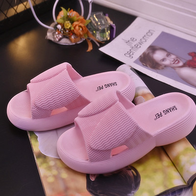 Ikdienas čības ar plakanu zoli - trīs modeļi