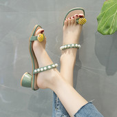 Aktuālās sieviešu čības ar pērlēm un 6 cm biezu papēdi