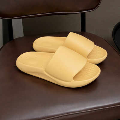 Gumijas sieviešu čības vienkāršs modelis