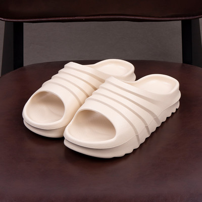 Παντόφλες από καουτσούκ Unisex με ανάγλυφο λουράκι