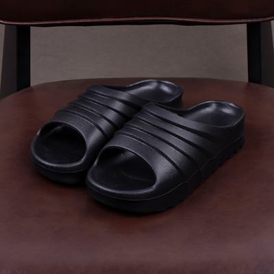 Παντόφλες από καουτσούκ Unisex με ανάγλυφο λουράκι