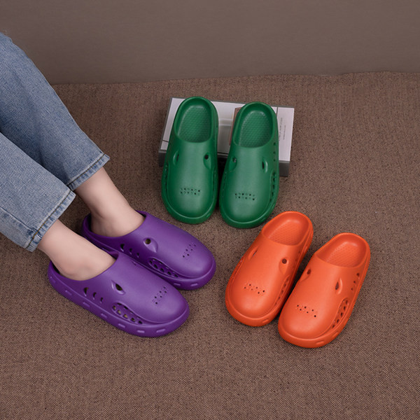 Gumijas čības tipa crocs unisex modelis