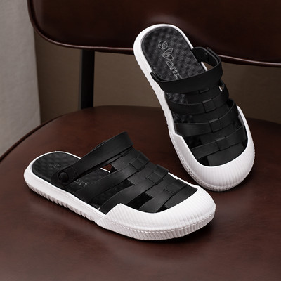 Gumijas aiztaisāmās čības sievietēm