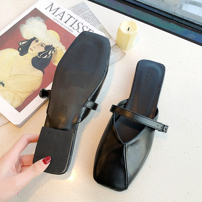 Sieviešu ādas čības - divi modeļi