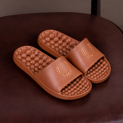 Gumijas čības ar reljefu zoli