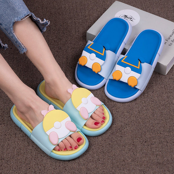 Gumijas vasaras čības ar krāsainu aplikāciju