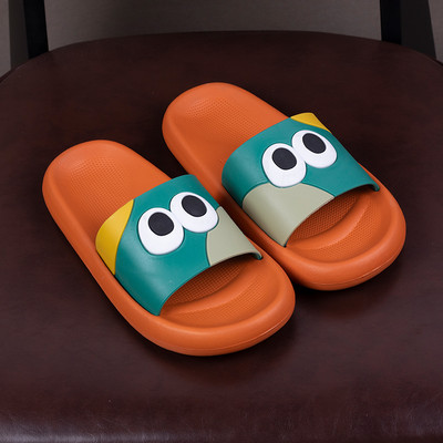 Unisex gumijas čības ar krāsainu apdruku