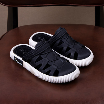 Gumijas slēgtās čības - unisex modelis