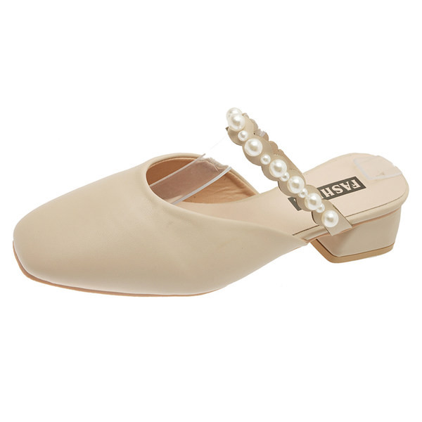 Sieviešu ādas čības ar pērlēm un 4 cm biezu papēdi