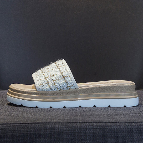 Ikdienas čības no mākslīgās ādas ar plakanu zoli sievietēm