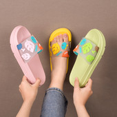 Sieviešu vasaras čības ar platformu un krāsu apdruku