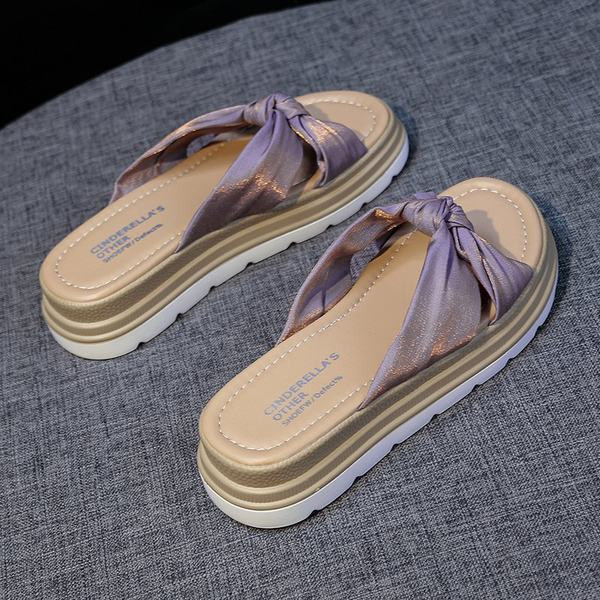 Παντόφλες με επίπεδη σόλα και κορδέλα για γυναίκες