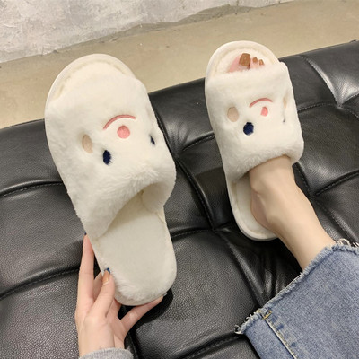 Pašdarinātas ikdienas čības sievietēm no auduma ar rotājumu