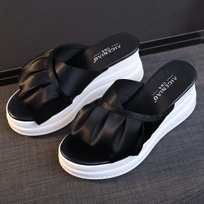 Papuci de dama cu platforma inalta de 8 cm din piele ecologica