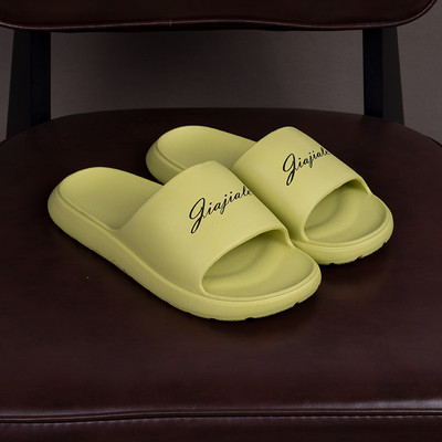 Sieviešu gumijas čības ar uzrakstu