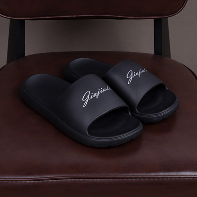 Sieviešu gumijas čības ar uzrakstu