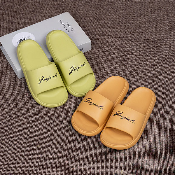 Sieviešu gumijas čības ar uzrakstu