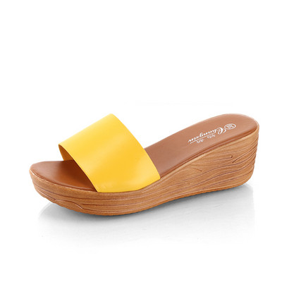 Ikdienas sieviešu čības ar augstu plakanu zoli