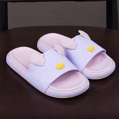 Unisex gumijas čības ar 3D krāsu aplikāciju