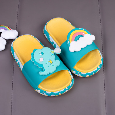 Unisex gumijas čības ar 3D krāsu aplikāciju