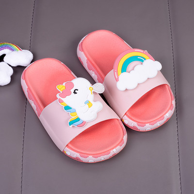 Unisex gumijas čības ar 3D krāsu aplikāciju