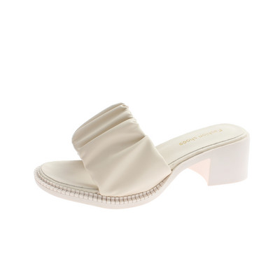 Παντόφλες casual γυναικείες με τακούνι 5,5 cm