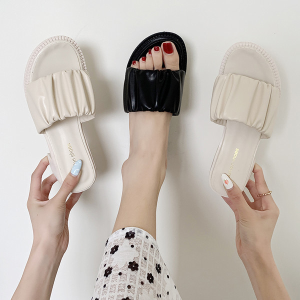 Παντόφλες casual γυναικείες με τακούνι 5,5 cm