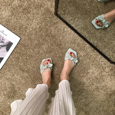 Актуални дамски чехли с панделка и равна подметка изчистен модел