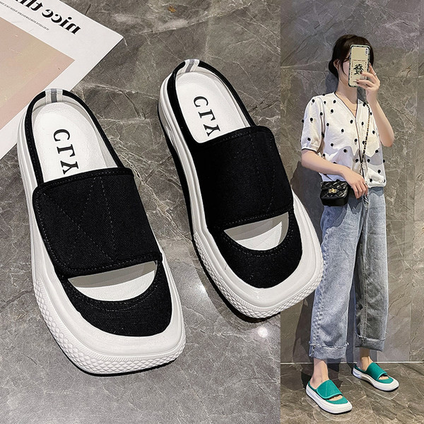 Παντόφλες με τετράγωνο σχήμα