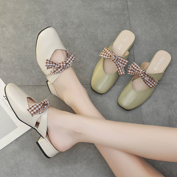 Γυναικείες παντόφλες με κορδέλα - κατασκευασμένη από οικολογικό δέρμα