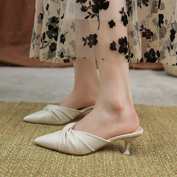 Papuci de dama din imitatie de piele cu toc subtire 5 cm