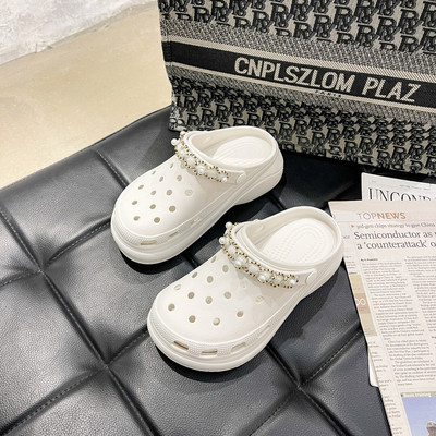 Γυναικείες παντόφλες με πέρλες - κατάλληλες για την παραλία