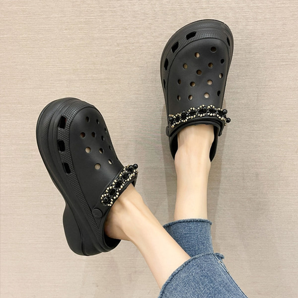 Γυναικείες παντόφλες με πέρλες - κατάλληλες για την παραλία