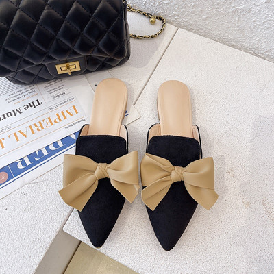 Γυναικείες κλειστές παντόφλες με κορδέλα