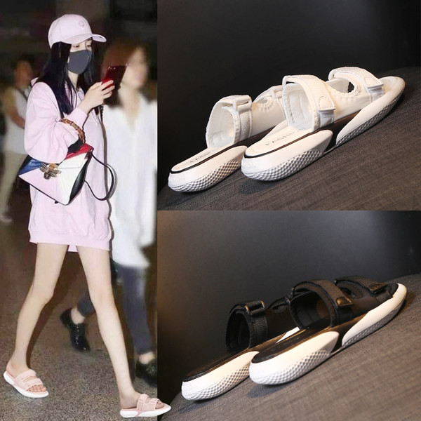 Παντόφλες με λουράκια και στερέωση velcro