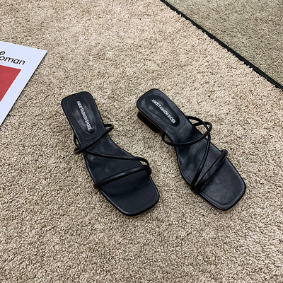 Stilīgas sieviešu čības ar 4 cm tīru papēdi