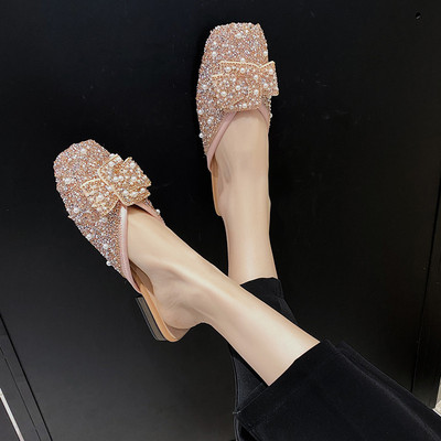 Sieviešu modernas čības ar pērlēm un sprādzi