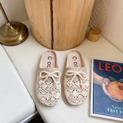 Sieviešu ikdienas čības ar caurumiem un lenti