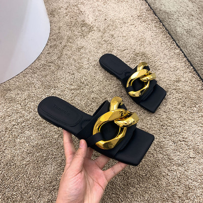 Stilīgas sieviešu čības ar plakanu zoli un sprādzi, vienkāršs modelis